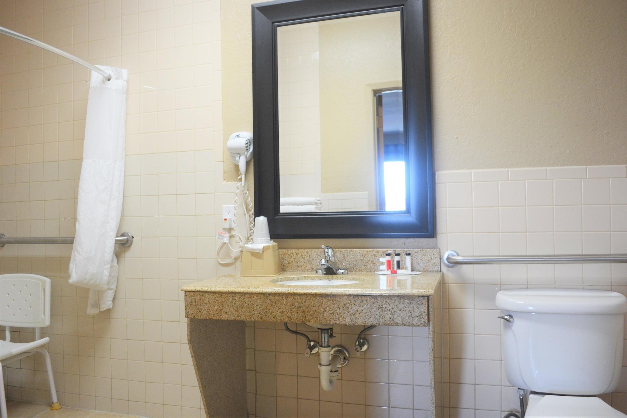 Super 8 By Wyndham Galveston Otel Dış mekan fotoğraf